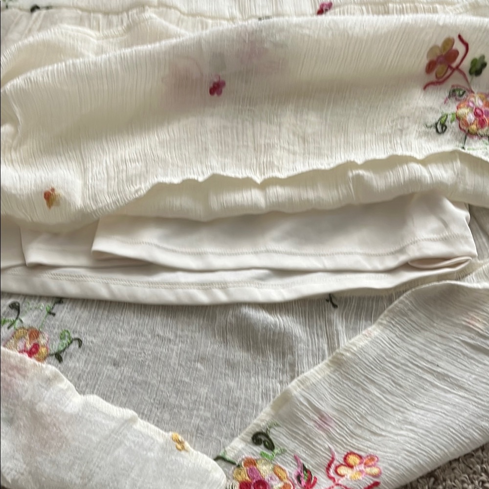 Floral Embroidered White Dress Boho - Picture 5 of 8